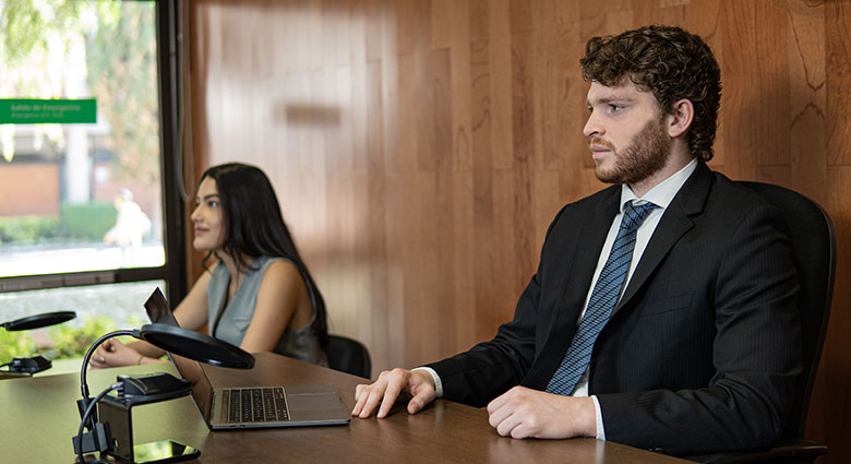 Imagenenes slider de cada licenciatura