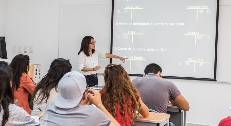 Imagenenes slider de cada licenciatura
