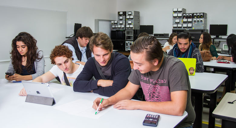 Imagenenes slider de cada licenciatura