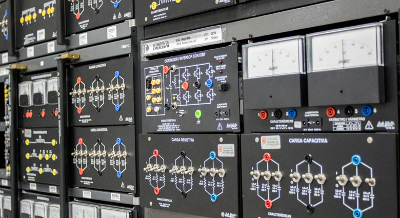 Imagenenes slider de cada licenciatura