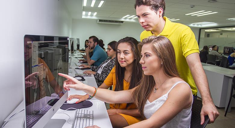 Imagenenes slider de cada licenciatura