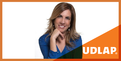 AIDA APUD PORRAS, EGRESADA DE LA LICENCIATURA EN COMUNICACIÓN, GENERACIÓN 1999. 