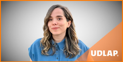 FLORENCIA DANIELA CASTRO RAMÍREZ, EGRESADA DE LA LICENCIATURA EN ARQUITECTURA, GENERACIÓN 2012. 