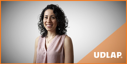 LAURA LARA CASTOR, EGRESADA MAGNA CUM LAUDE DE LA LICENCIATURA EN CIENCIAS DE LA NUTRICIÓN, GENERACIÓN 2012