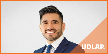 ORLANDO FEDERICO CABRERA COLORADO, EGRESADO DE LA LICENCIATURA EN DERECHO, GENERACIÓN 2009. 