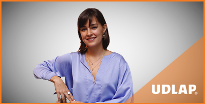 ROMINA MUGUIRA PÉREZ, EGRESADA DE LA LICENCIATURA EN HISTORIA DEL ARTE, GENERACIÓN 2010.