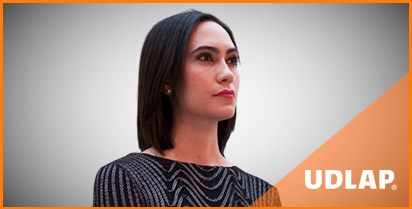 SOFÍA DUARTE THOMPSON, EGRESADA DE LA LICENCIATURA EN HISTORIA DEL ARTE Y CURADURÍA, GENERACIÓN 2012. 