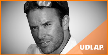 THORSTEN TEPPER GARCÍA, EGRESADO DE LA LICENCIATURA EN FÍSICA, GENERACIÓN 2001. 